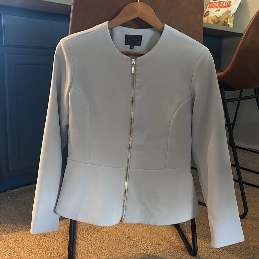 Women’s sport blazer for work.